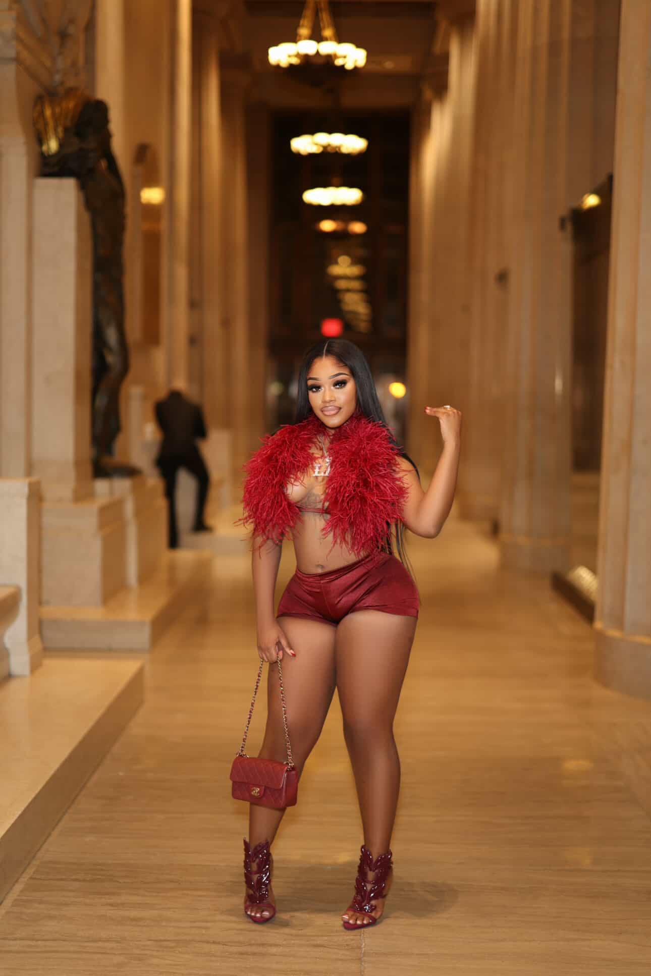 Wind red limited edition fur set pre-order 2-4 days