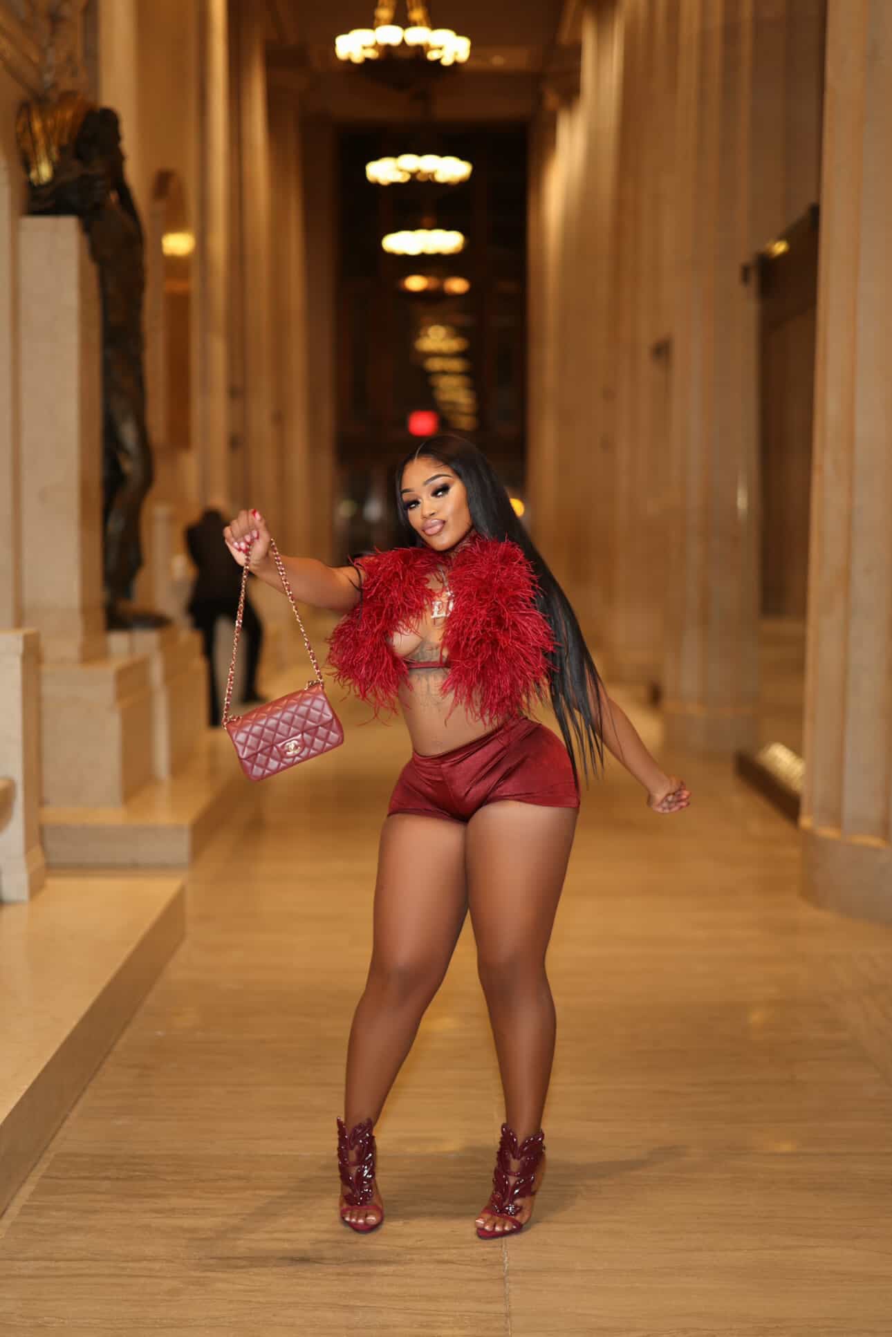 Wind red limited edition fur set pre-order 2-4 days